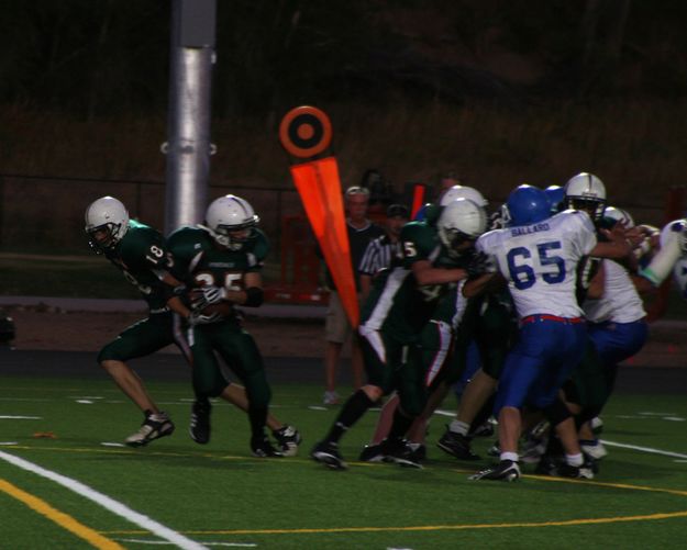 Pinedale VS Lovell. Photo by Pam McCulloch, Pinedale Online.