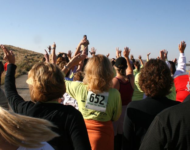 Photographer Wave. Photo by Pam McCulloch, Pinedale Online.