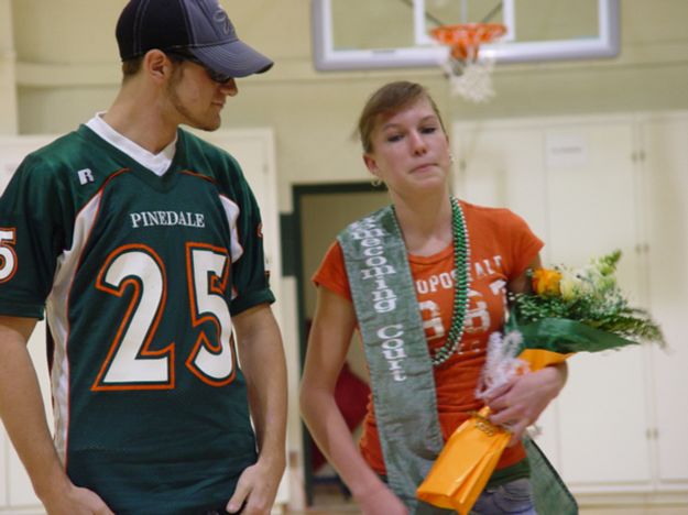 Devin & Ashley. Photo by Ellen Sheppard.