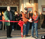 Ribbon Cutting. Photo by Dawn Ballou, Pinedale Online.