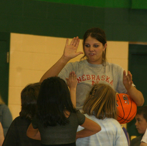 High Five. Photo by Pam McCulloch, Pinedale Online.