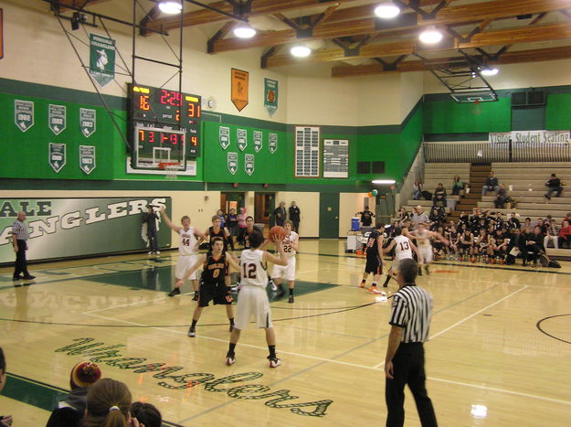 Pinedale Boys BB. Photo by Bob Rule, KPIN 101.1 FM Radio.