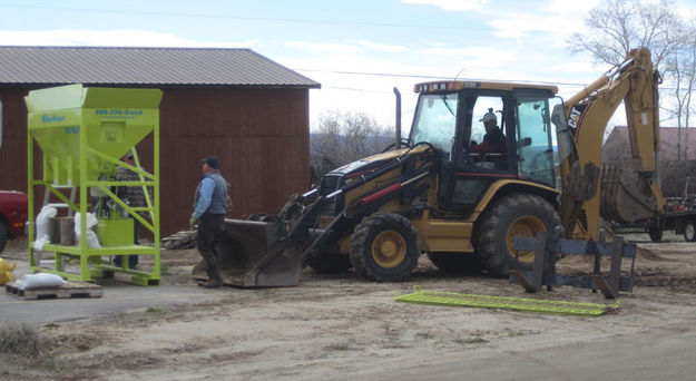 Sand bag machine. Photo by Bill Winney.