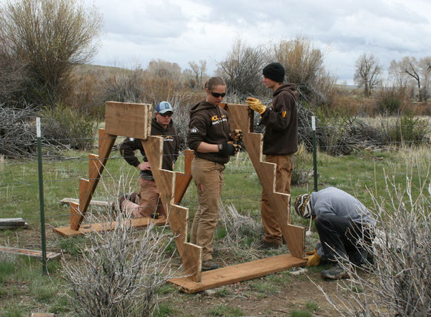 Stile. Photo by Dawn Ballou, Pinedale Online.