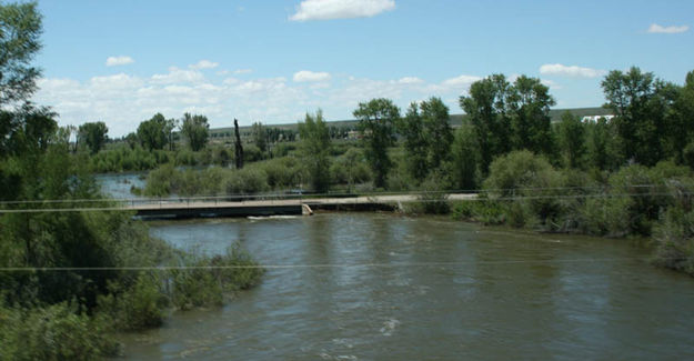 Boulder Creek. Photo by Dawn Ballou, Pinedale Online.