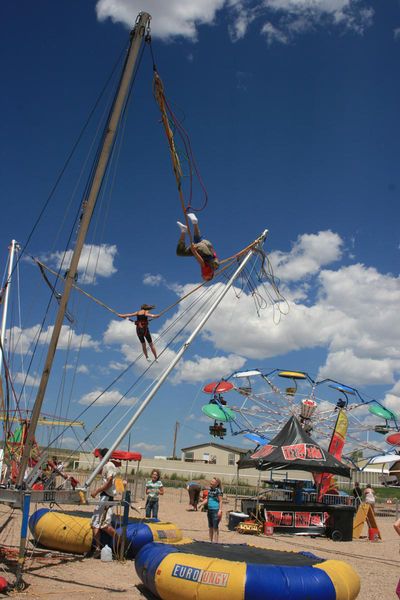 Bungie Jumping. Photo by Dawn Ballou, Pinedale Online.