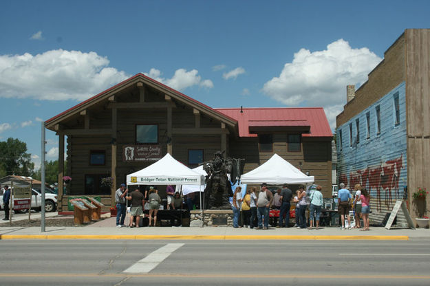 Visitor Center. Photo by Dawn Ballou, Pinedale Online.