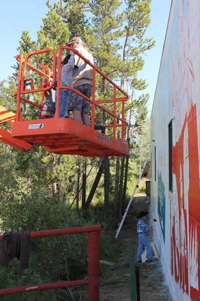 WorkingTogether. Photo by Cat Urbigkit, Pinedale Online.