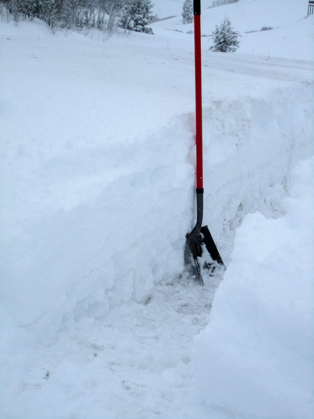 Shovel work. Photo by Bill Winney.