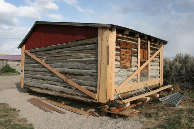 Bunkhouse. Photo by Dawn Ballou, Pinedale Online.