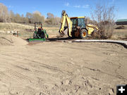 Preparing the site. Photo by Ana Cuprill.