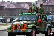 The Hulk vs. The Buffaloes. Photo by Megan Neher, Pinedale Roundup.