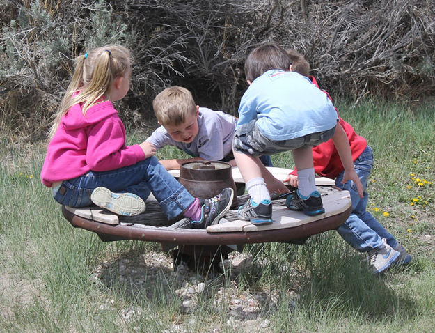 Merry go-round. Photo by Clint Gilchrist, Pinedale Online.