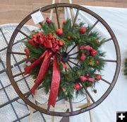 Memorial Wreath. Photo by Dawn Ballou, Pinedale Online.