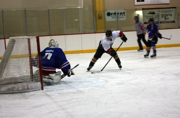 Grove at net. Photo by Nan Stinson.