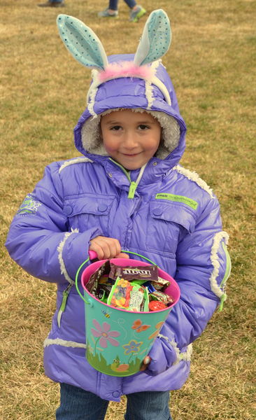 All done and baskets full. Photo by Terry Allen.