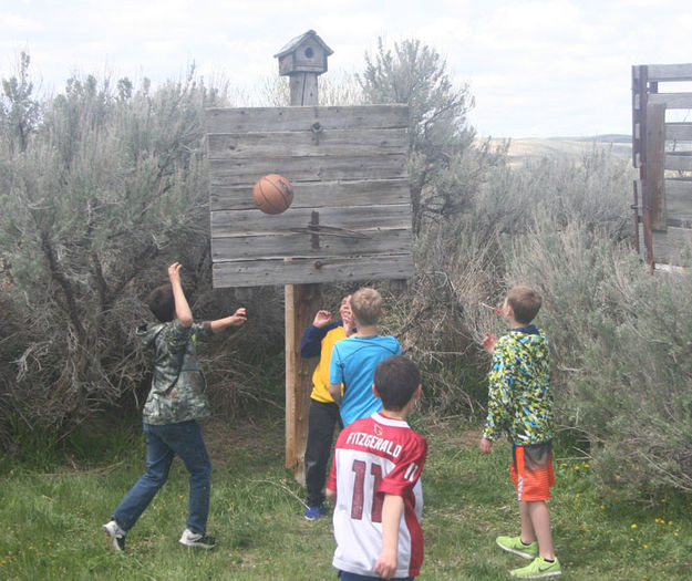 Basketball. Photo by Pinedale Online.