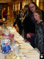 Silent Auction. Photo by Dawn Ballou, Pinedale Online.