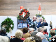 Wreath Auction. Photo by Dawn Ballou, Pinedale Online.