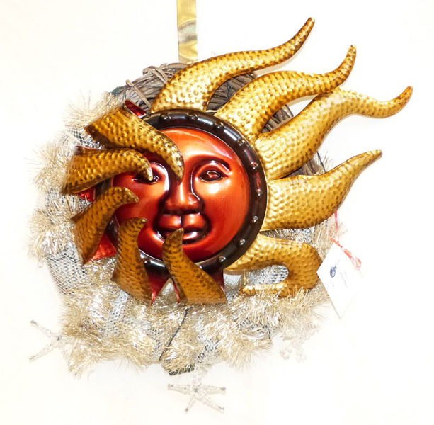 Sun Wreath. Photo by Dawn Ballou, Pinedale Online.