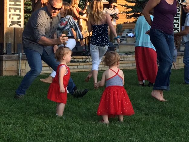 Toddlers dancing. Photo by Mindi Crabb.