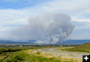 Wildfire southeast of Pinedale. Photo by Dawn Ballou, Pinedale Online.