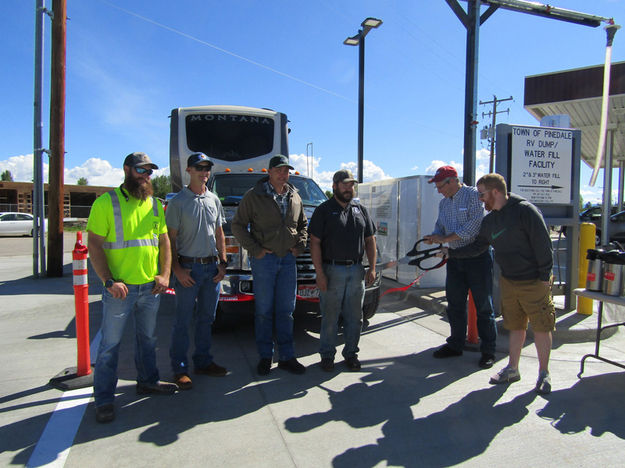 Ribbon Cutting. Photo by Dawn Ballou, Pinedale Online.