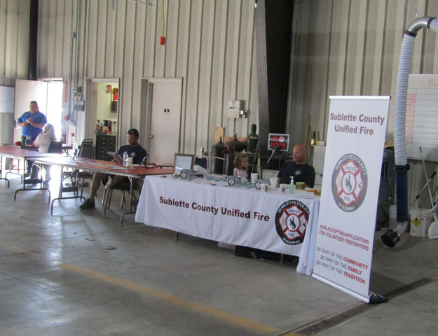 Information tables. Photo by Dawn Ballou, Pinedale Online.