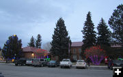 Before the tree lighting. Photo by Dawn Ballou, Pinedale Online.