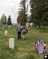 Memorial Wreath. Photo by Dawn Ballou, Pinedale Online.