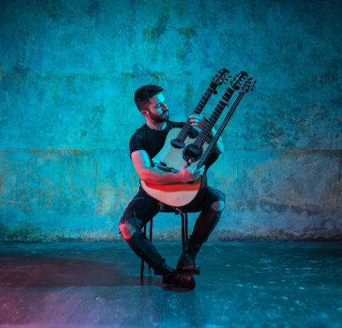 Guitarist Luca Stricagnoli. Photo by Pinedale Fine Arts Council.